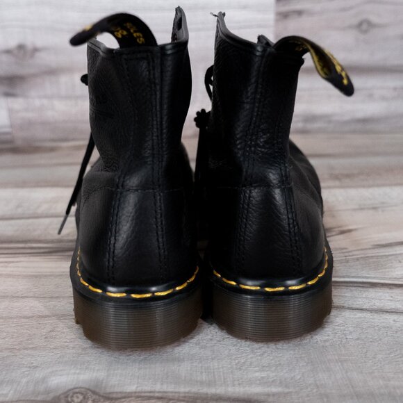 Dr. Martens Vintage Leather Lace Up Combat Boots in Black main image 6